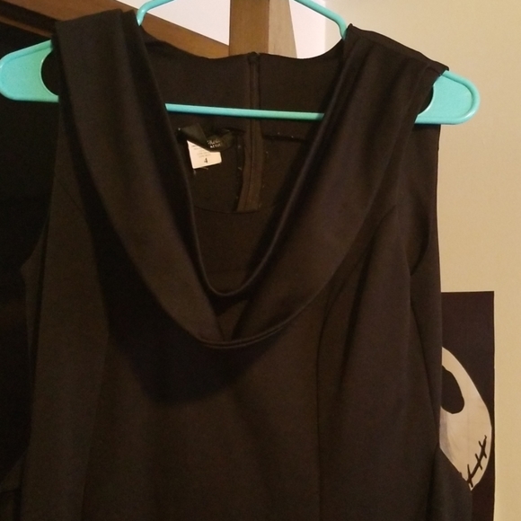 Formal Women's Dress - Picture 2 of 4